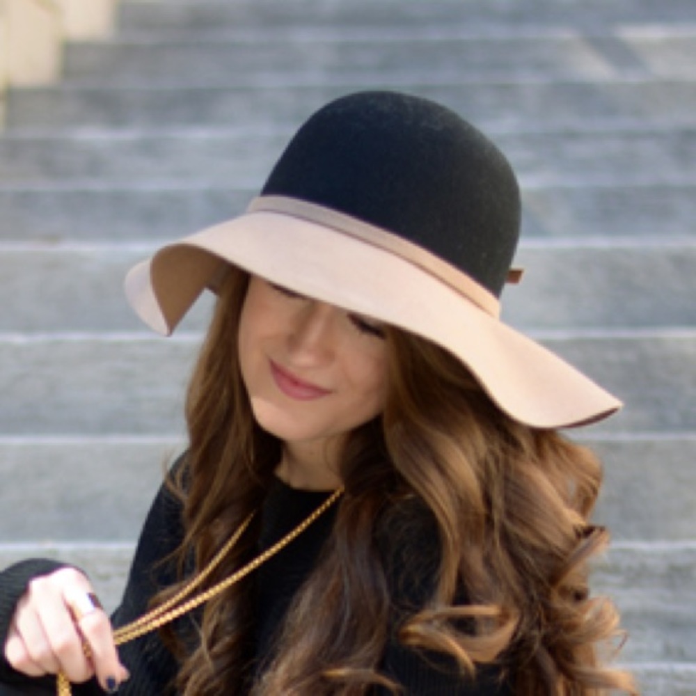 Nordstrom Black and Tan felt floppy hat